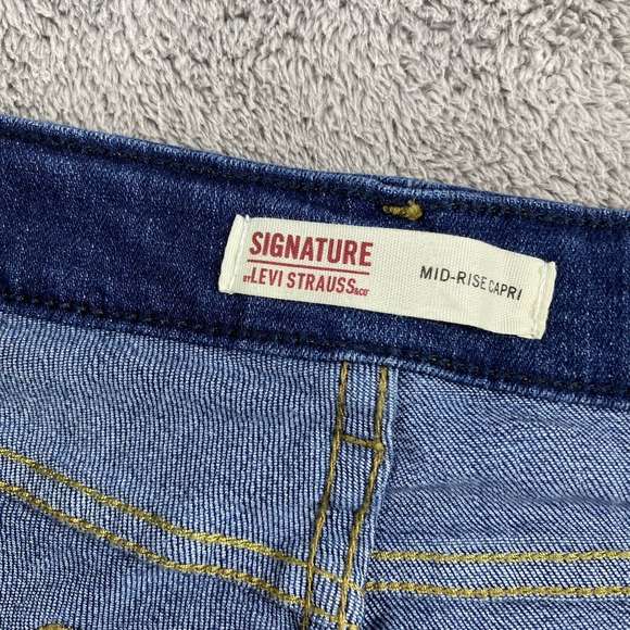 Singnature Levis Capri Jeans Womens 12 Blue Dark Wash Mid Rise - Picture 8 of 15